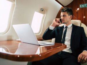 Hotel Booking for Entertainment: How to Choose the Perfect Stay for Fun, Shows, and Nightlife