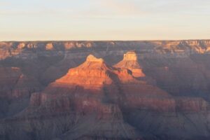 Best Time to Visit the Grand Canyon: Weather, Crowds, and Rim Access