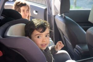 How to Plan a Family Road Trip With Kids